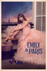 Emily in Paris 3 (2022)